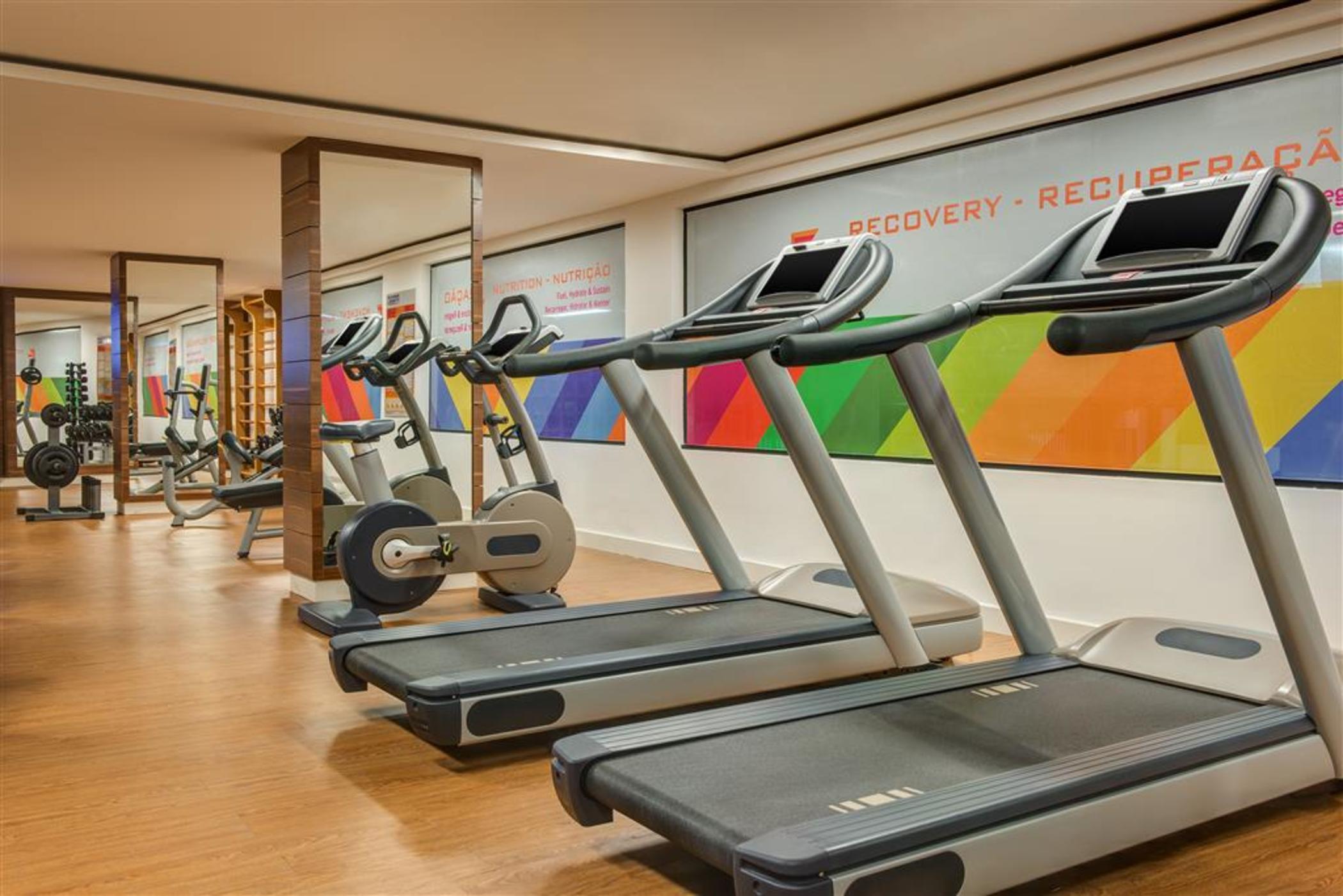 Wish Hotel Da Bahia Salvador da Bahia Exterior foto The gym at the hotel