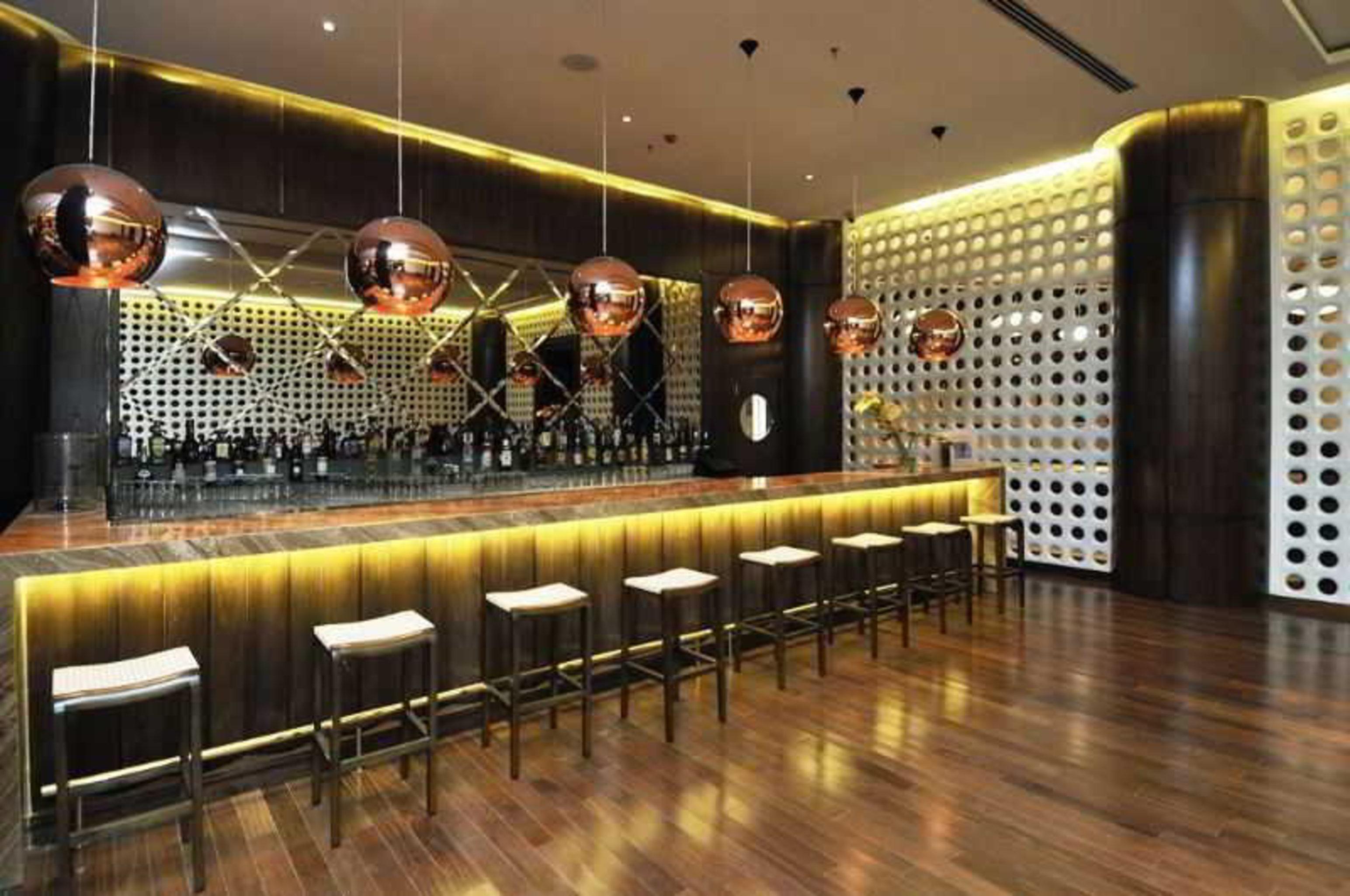Wish Hotel Da Bahia Salvador da Bahia Exterior foto The bar at the 1018