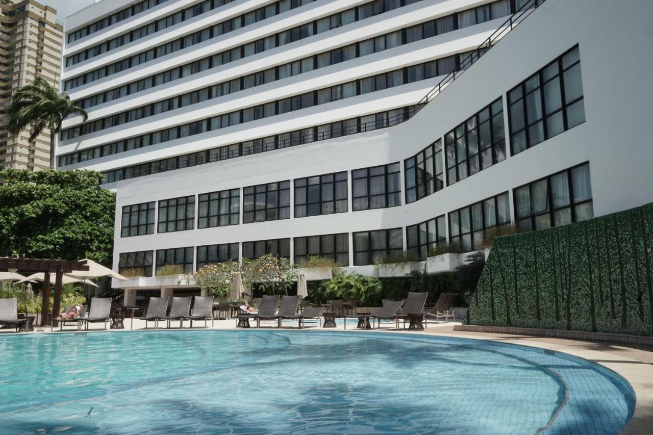 Wish Hotel Da Bahia Salvador da Bahia Exterior foto The pool at the InterContinental